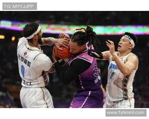 重庆篮球队创历史新高耐力排名引发广泛关注与讨论