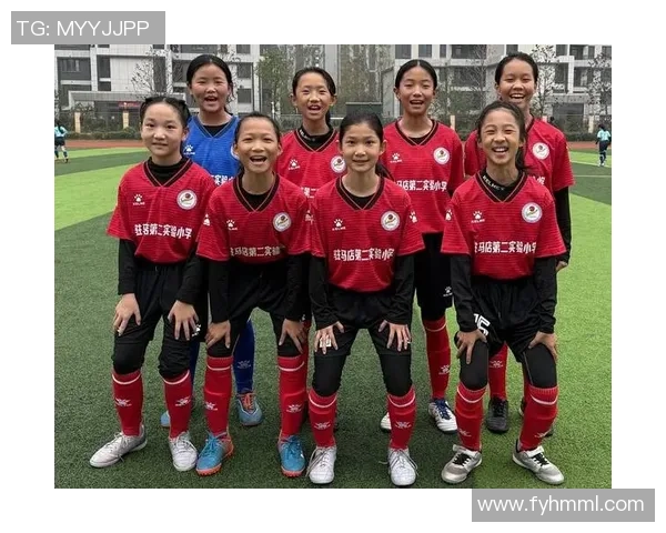 陈静回顾足球生涯的辉煌与挑战分享个人成长与未来展望 陈静回顾足球生涯的辉煌与挑战分享个人成长与未来展望