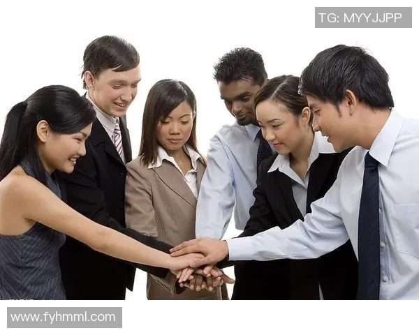 重庆足球队在世界锦标赛中的团队协作表现分析与点评