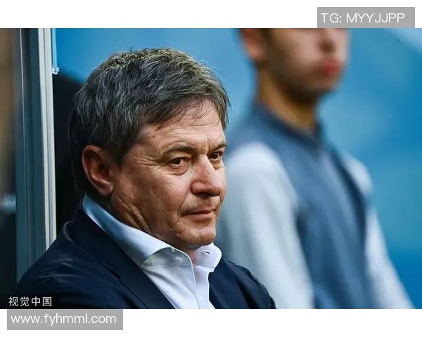 国外足球明星展现良好人品与体育精神的真实故事